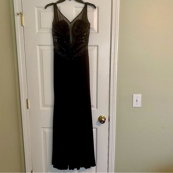 Sherri Hill Black Crystal Backless Holiday Formal Evening Gown Lined Size 4 - Picture 7 of 15